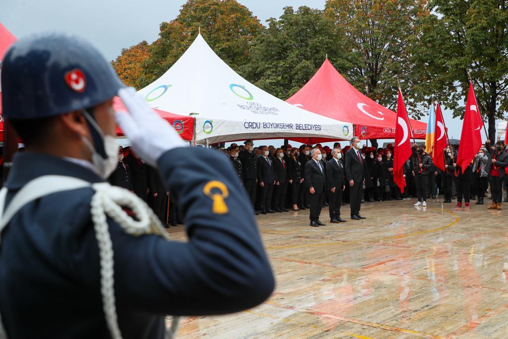 Büyük Önder Atatürk, Vefatının 83. Yıldönümünde Törenlerle Anıldı