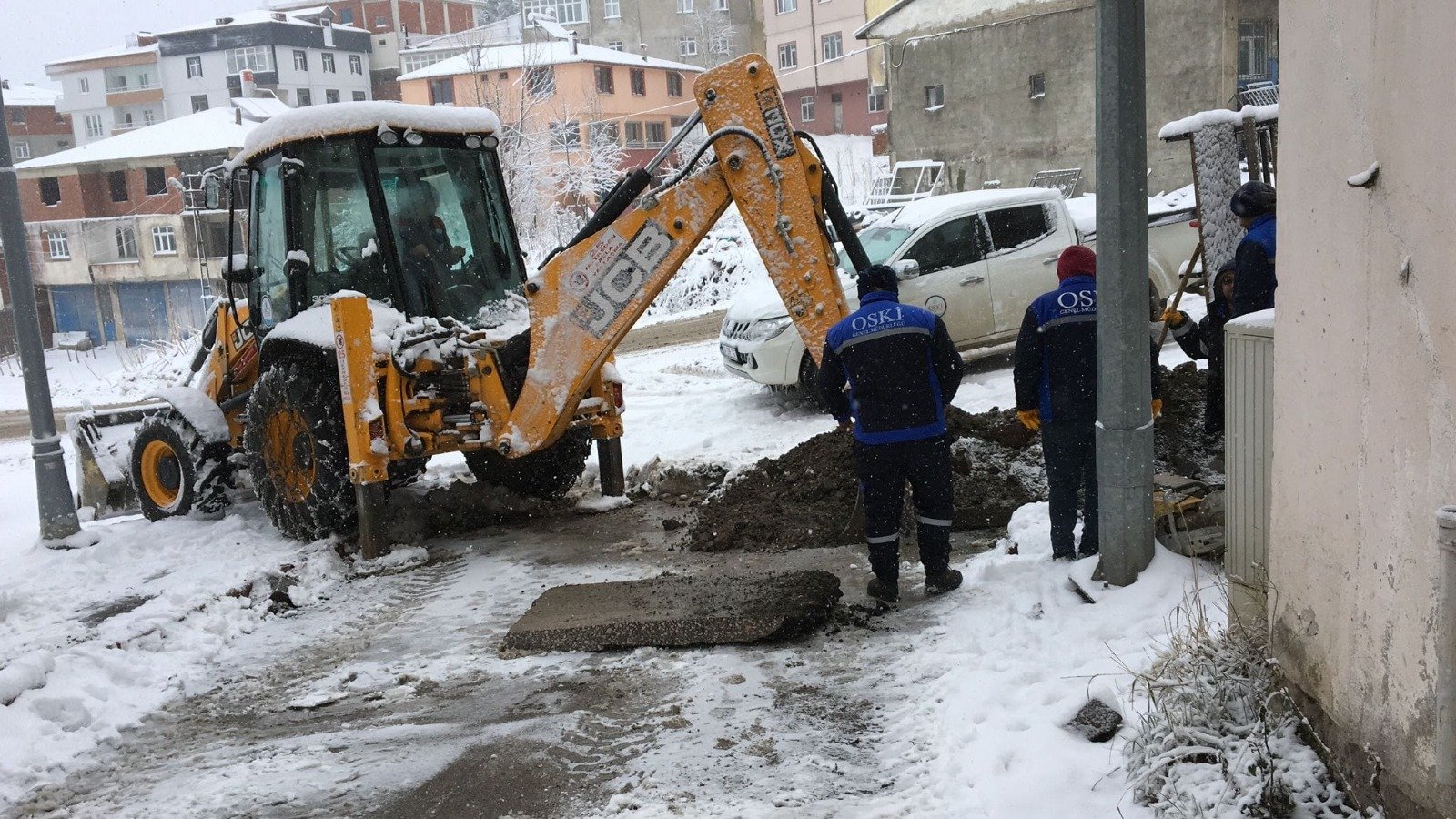 OSKİ’DEN YOĞUN KIŞ MESAİSİ