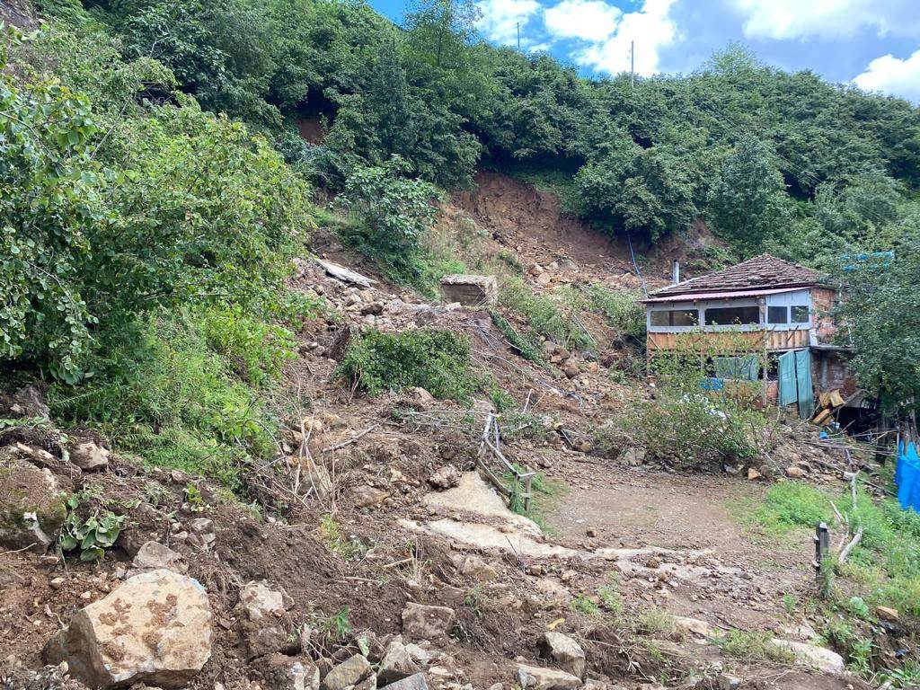 EN BÜYÜK HEYELAN LARDAN BİRİ MEYDANA GELDİ
