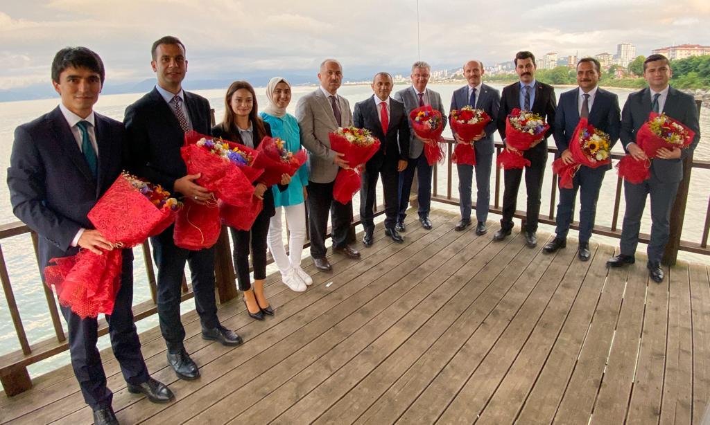 Tuncay Sonel Veda Yemeği Düzenledi