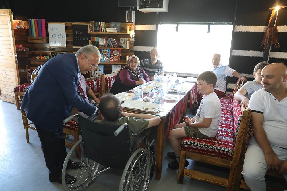 ENGELSİZ BİR ORDU İÇİN ÇALIŞIYOR