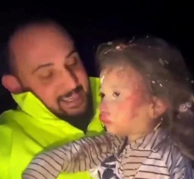 AZRA’DAN ÜZÜCÜ HABER GELDİ