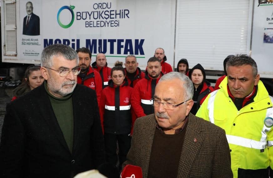 deprem yardımı