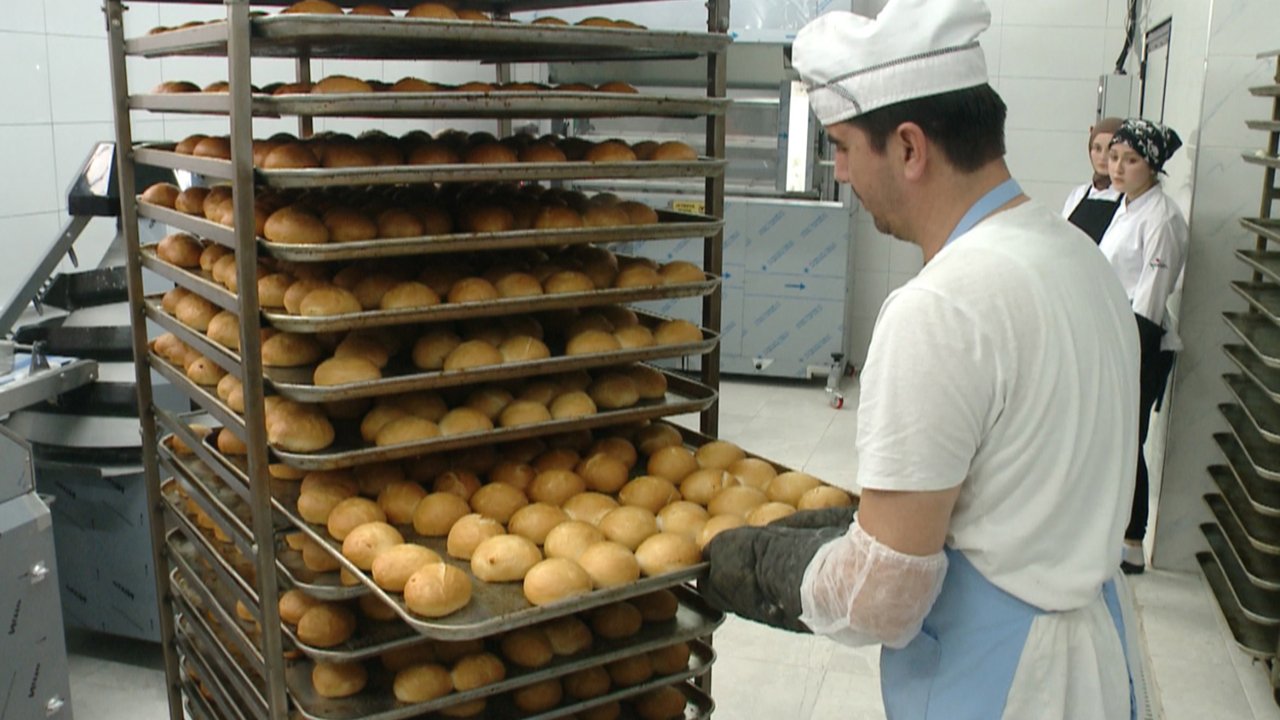 ORDU’DAKİ BU OKULDA HER GEÜN 10 BİN EKMEK ÜRETİLİYOR