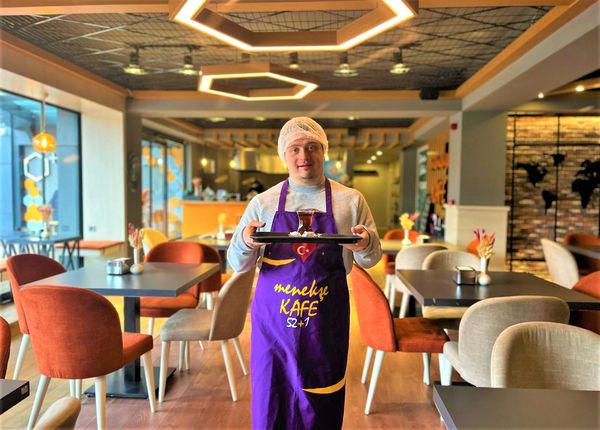 DOWN KAFE (MENEKŞE KAFE 52+1) UMUT OLDU