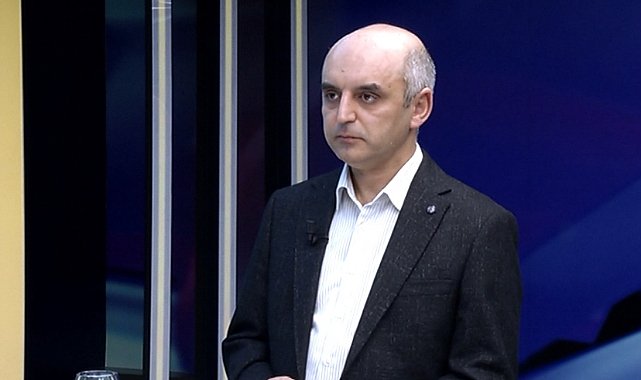 DÜZENLİ MEYVE SEBZE TÜKETİMİ KANSER RİSKİNİ AZALTIR MI?