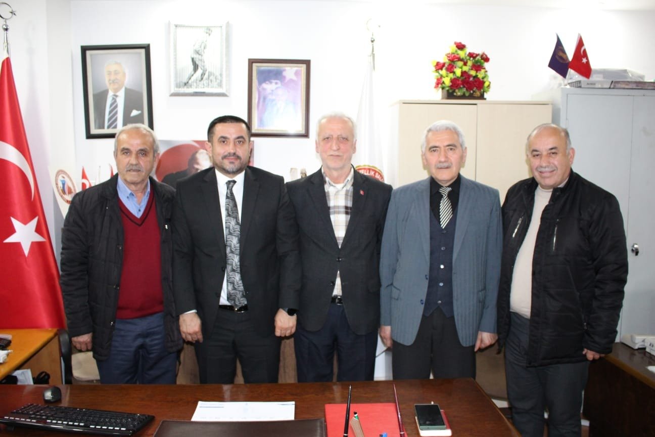 ADALI SAHAYI KARIŞ KARIŞ GEZİYOR