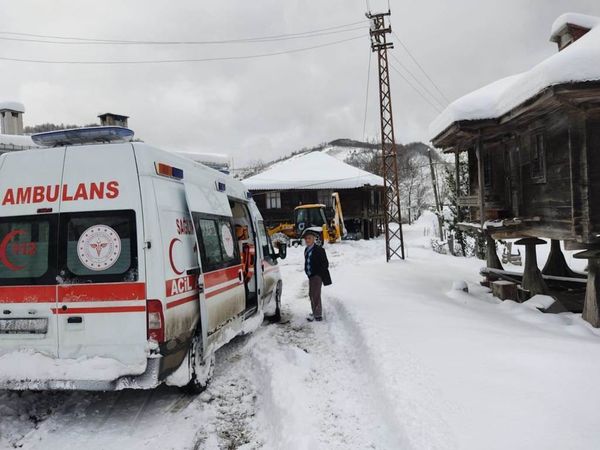 KAÇ HASTA HASTANELERE ULAŞTIRILDI