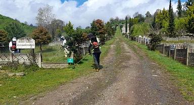 MEZARLIKLAR BAYRAMA HAZIR