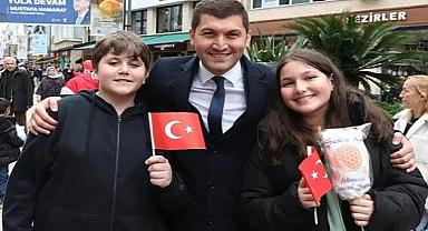 Öğrencileri Ankara'ya götürüyor