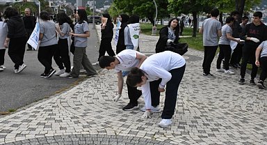 Dursun Tüzün izmarit toplandı