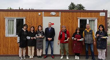 Öğrenciler depremzede öğrencileri unutmadı