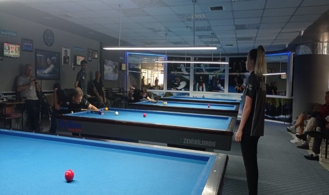 Alaçam'da 3 Bant Bilardo Grand Prix Yaz Turnuvası düzenlendi