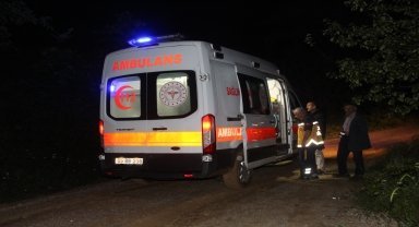 Amasya'da hasta almaya giden ambulans çamura saplandı 