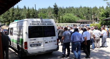 Amasya'da sele kapılan kadının cenazesi defnedildi
