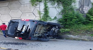 Aracın devrilmesi sonucu 1 kişi öldü, 1 kişi yaralandı