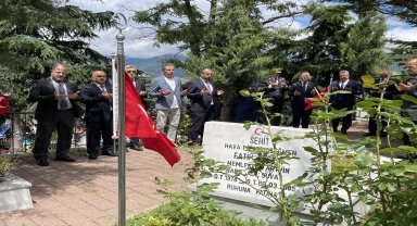 Artvin, Trabzon ve Ordu'da bayram arifesinde şehitlikler ziyaret edildi
