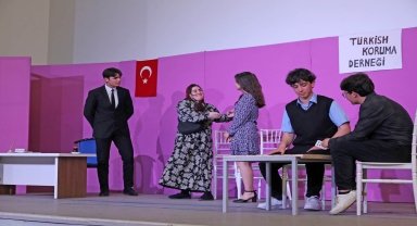 Bafra'da lise öğrencilerinin oynadığı 