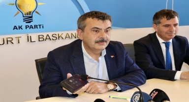 Cumhurbaşkanı Erdoğan, Milli Eğitim Bakanı Tekin'in telefonundan Bayburtlulara seslendi: