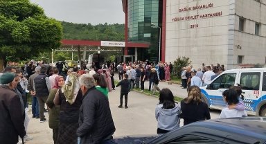 Düzce'de otomobilin çarptığı 3 yaşındaki çocuk öldü