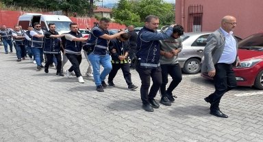 Karabük'te hırsızlık operasyonunda 10 şüpheli yakalandı