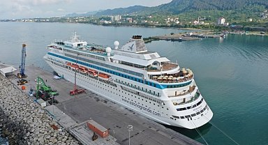 Ordu'ya demirleyen kruvaziyerler kentte turizmi hareketlendirdi 