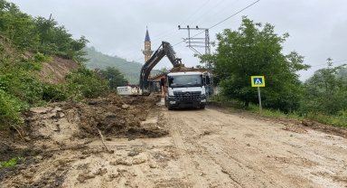 Samsun'da selin etkilerinin ortadan kaldırılmasına yönelik çalışmalara devam ediliyor