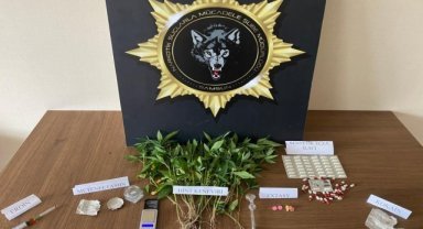 Samsun'da uyuşturucu operasyonunda nişanlı çift yakalandı