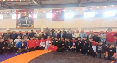 Sulusaray'da Sebastapolis U15 Serbest Güreş Turnuvası düzenlendi