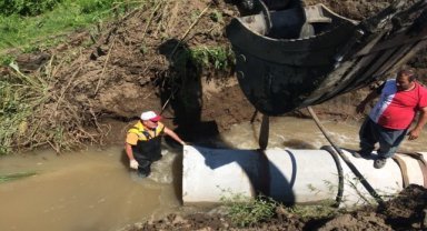 Terme'de taşkından etkilenen bölgelerde çalışmalar sürüyor