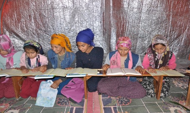 Amasya'da tarım işçilerinin çocuklarına Kur'an eğitimi veriliyor