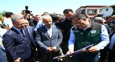Bakan Uraloğlu, şiddetli yağıştan etkilenen Giresun'da incelemelerde bulundu: