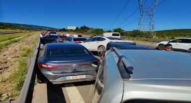 Bolu'da zincirleme trafik kazasında 1 kişi yaralandı