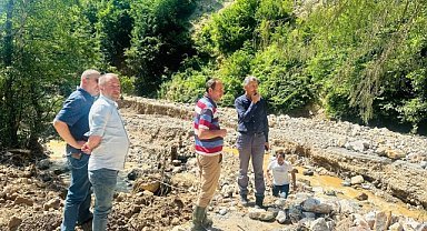 Kabadüz Belediye Başkanı Kaya, sağanaktan etkilenen noktaladı inceledi
