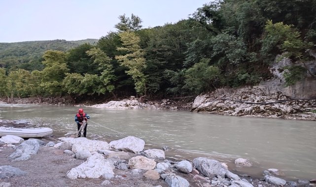 Kastamonu'da bir kişi Devrekani Çayı'nda kayboldu