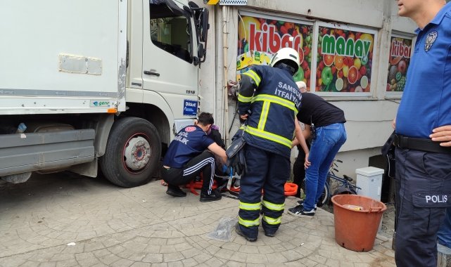 Samsun'da park halindeyken hareket eden kamyonun çarptığı kişi yaralandı
