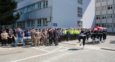 Trabzon'da kansere yenik düşen polis memuru için tören düzenlendi