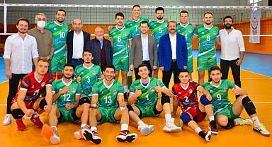 Kuşgöz İzmir Vinç Akkuş Belediyespor, Türşad'a Set Vermedi 3-0