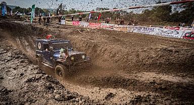 OFF ROAD YARIŞLARI NEFES KESTİ