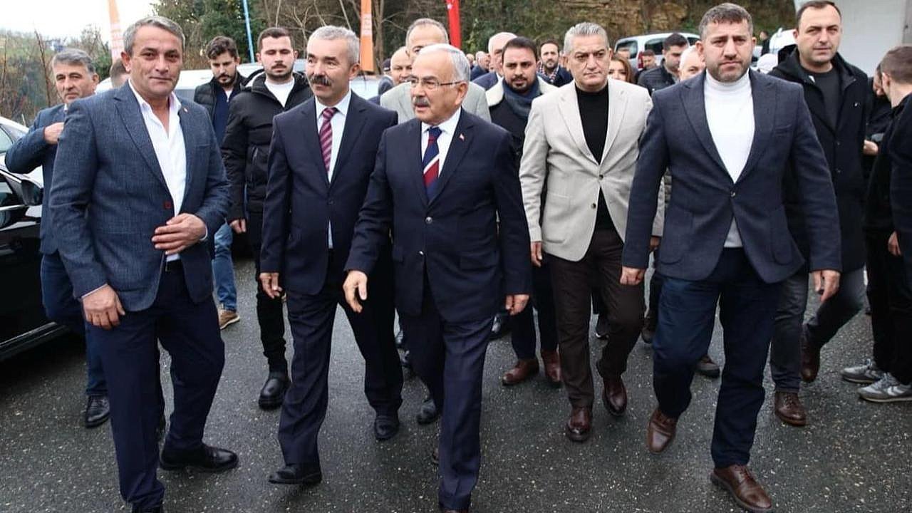 BÜYÜKŞEHİR BELEDİYESİNCE TAMAMLANAN CEMEVİNİN AÇILIŞI YAPILDI