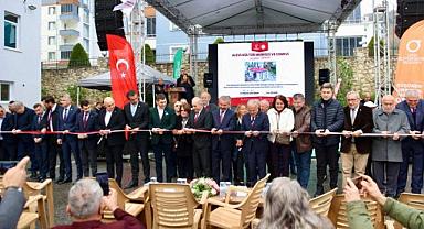 BÜYÜKŞEHİR BELEDİYESİNCE TAMAMLANAN CEMEVİNİN AÇILIŞI YAPILDI