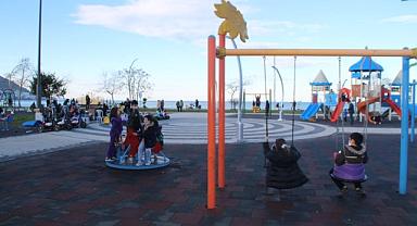 BÜYÜKŞEHİRDEN 19 İLÇEYE 166 ADET ÇOCUK OYUN PARKI
