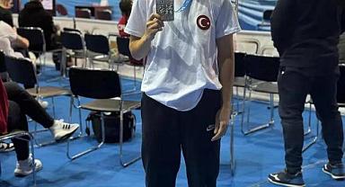 BÜYÜKŞEHRİN MİLLİ BOKSÖR’Ü GAMZE SOĞUKSU AVRUPA İKİNCİSİ OLDU