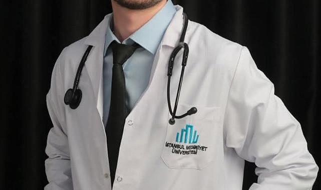 Ordulu Tarık Emre Bölükbaş Doktor Oldu
