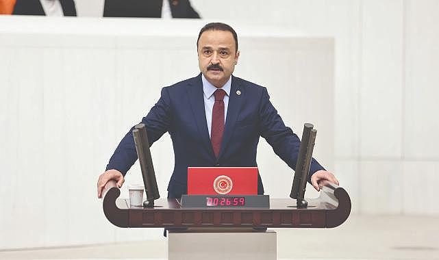 ŞANLITÜRK: ATATÜRK, YÜZYILIN EN BÜYÜK LİDERİDİR