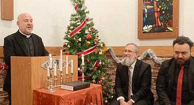Ordu'da Agape Kilisesi tarafından düzenlenen Noel Bayramı kutlamasında birlik ve beraberlik mesajları verildi.