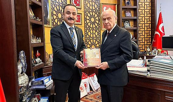 Şanlıtürk, Ankara’da gerçekleştirdiği ziyaretlerle Ordu’nun saha çalışmalarını ve Meclis’teki yasama faaliyetlerini en üst düzeye taşıdı.